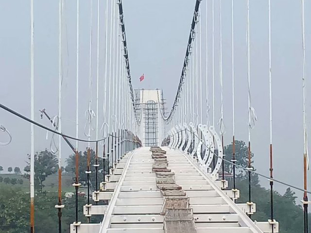 木質吊橋